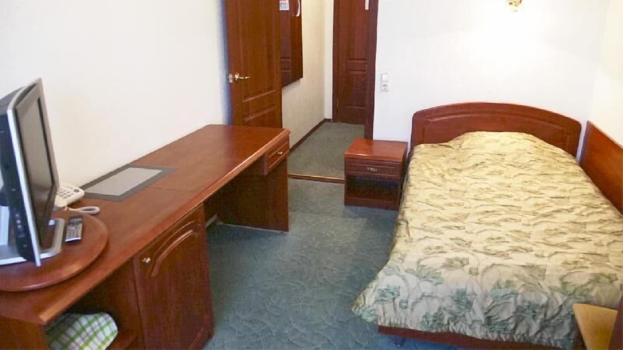 40 Let Pobedy Hotel Minsk Eksteriør billede