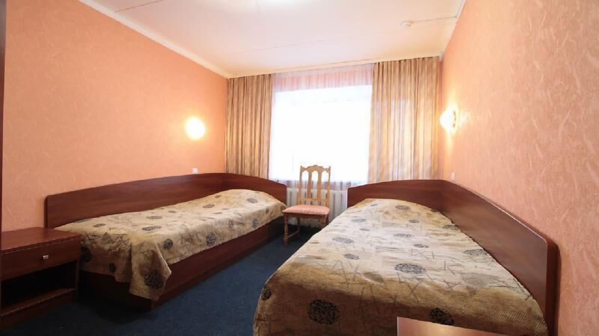 40 Let Pobedy Hotel Minsk Eksteriør billede