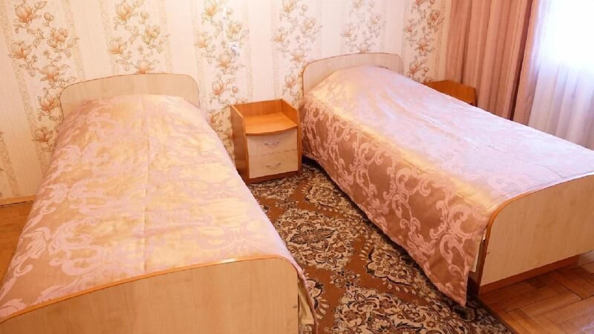 40 Let Pobedy Hotel Minsk Eksteriør billede
