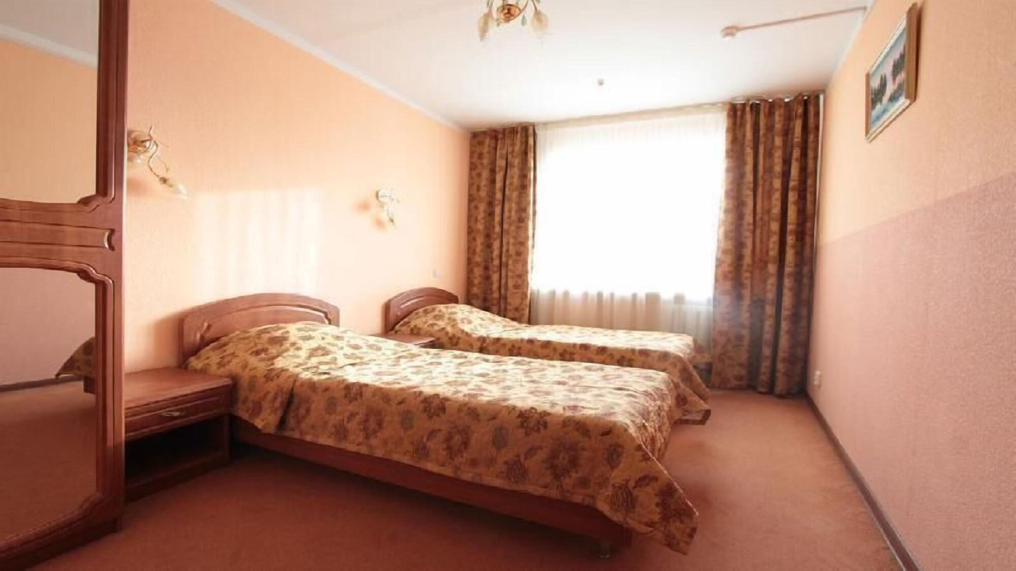 40 Let Pobedy Hotel Minsk Eksteriør billede